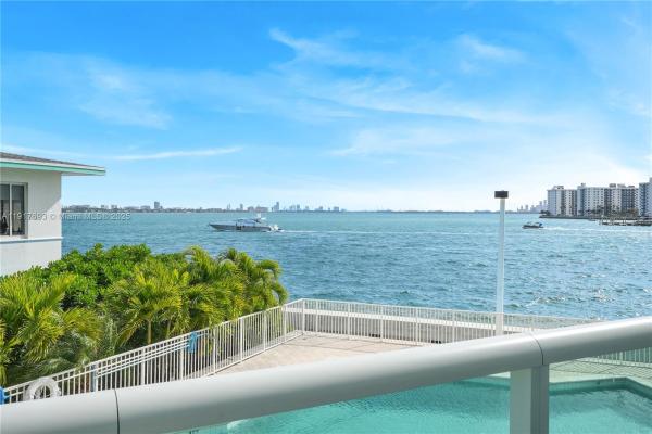 Bay View Lofts, 2000 Bay Dr #205, Miami Beach, Florida 33141, image 1