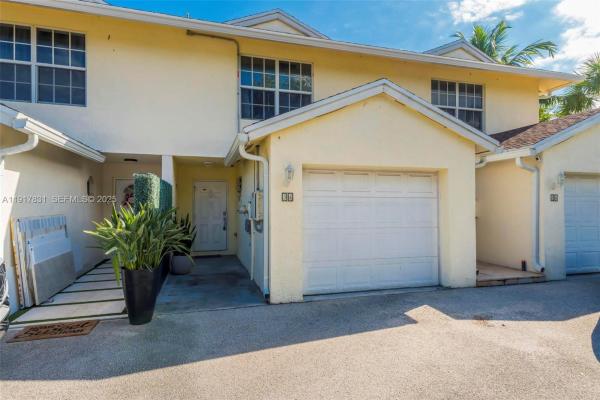 Crystal Lake, 1534 NW 45th St, Deerfield Beach, Florida 33064, image 1
