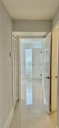 Savannah At Riverside, 977 Riverside Dr #211, Coral Springs, Florida 33071, image 2