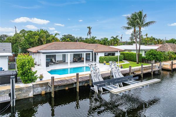 Country Club Isles, 1250 NE 27th Ter, Pompano Beach, Florida 33062, image 1