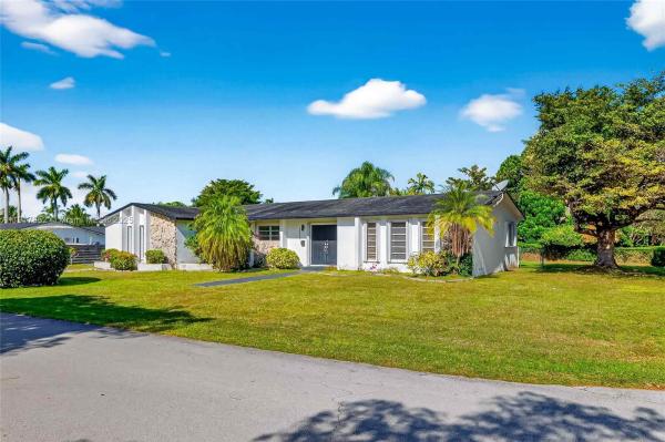 Caribbean Pines Estates, 10101 SW 138th St, Kendall, Florida 33176, image 3