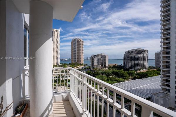 Courts Brickell Key, 801 Brickell Key Blvd #1407, Miami, Florida 33131, image 1