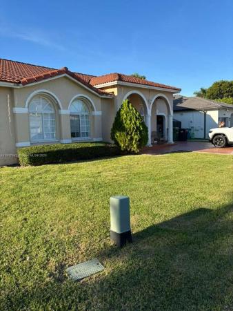 Miami, Florida 33193, image 1