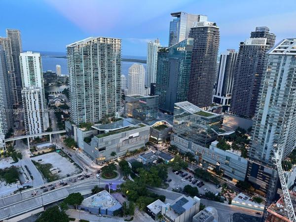 Mint At Riverfront, 92 SW 3rd St #4804, Miami, Florida 33130, image 1