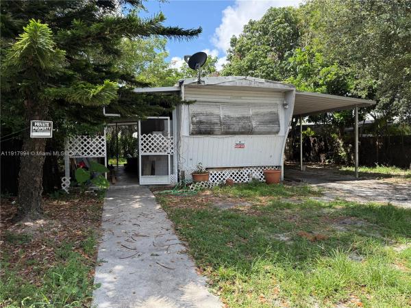 Plantation Mobile Homes Estates, 5964 Tiffany Pl, West Palm Beach, Florida 33417, image 3