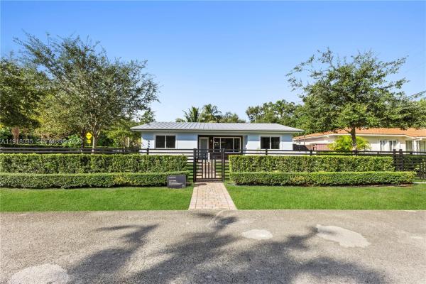 8910 NE 9th Ct, Miami, Florida 33138, image 1