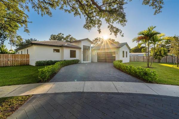 Curbelo At Old Cutler, 8240 SW 193rd Ter, Cutler Bay, Florida 33157, image 2