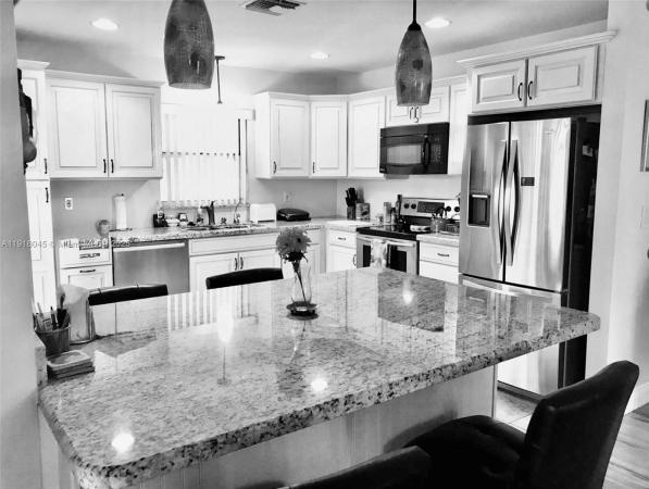 737 SE 22nd Dr, Homestead, Florida 33033, image 1