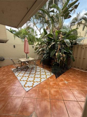 Lake Place, 614 Executive Center Dr #104, West Palm Beach, Florida 33401, image 2