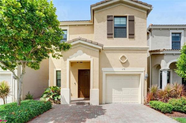 Champion Lakes, 678 NE 191st Ter, Ives Estates, Florida 33179, image 2
