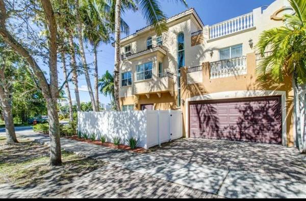 601 NE 11th Ave, Fort Lauderdale, Florida 33304, image 1