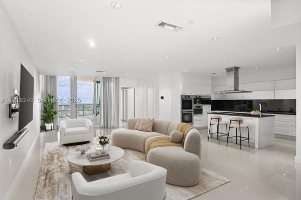 Jade Ocean, 17121 Collins Ave #4806, Sunny Isles Beach, Florida 33160, image 2