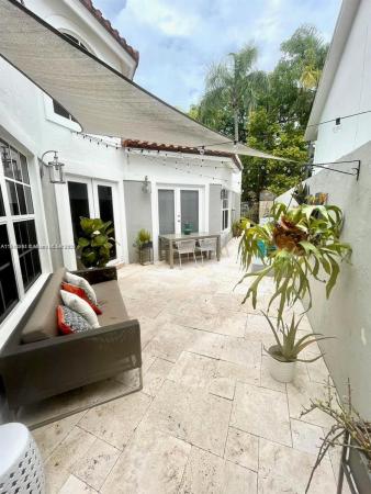 3070 Allamanda St #J, Miami, Florida 33133, image 1