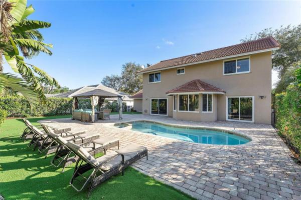 Bermuda Cove, 3933 NW 55th St, Coconut Creek, Florida 33073, image 1