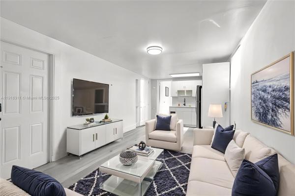 Hollywood South Side, 1943 Rodman St, Hollywood, Florida 33020, image 1