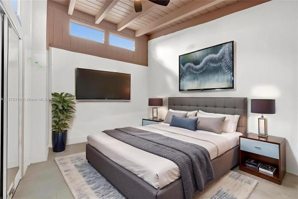 Hollywood South Side, 1943 Rodman St, Hollywood, Florida 33020, image 1