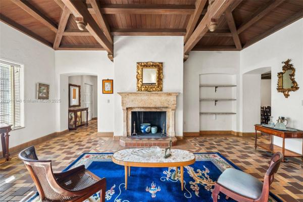 Flamingo Terrace, 3586 Flamingo Dr, Miami Beach, Florida 33140, image 1