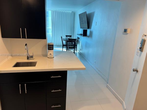 Castle Beach Club, 5445 Collins Ave #915, Miami Beach, Florida 33140, image 2