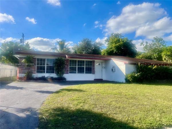 Fleetwood Manor, 6510 Garfield St, Hollywood, Florida 33024, image 1