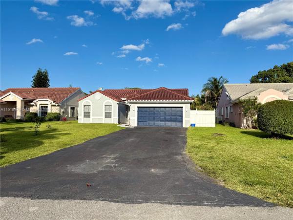 Parkview Place, 1060 New Parkview Pl, Haverhill, Florida 33417, image 1