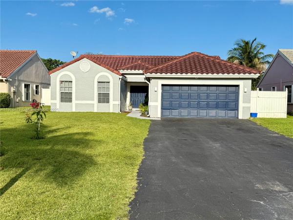 Parkview Place, 1060 New Parkview Pl, Haverhill, Florida 33417, image 2
