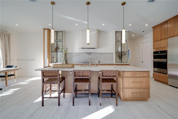 18326 SW 83rd Pl, Palmetto Bay, Florida 33157, image 1