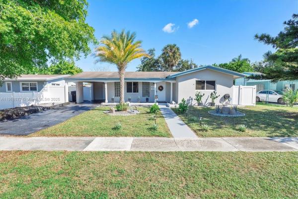 Hillmont Middle River Vista, 2012 NW 11th Ave, Fort Lauderdale, Florida 33311, image 1