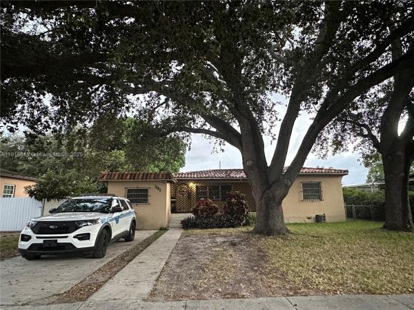 341 NW 147th St, Miami, Florida 33168, image 1
