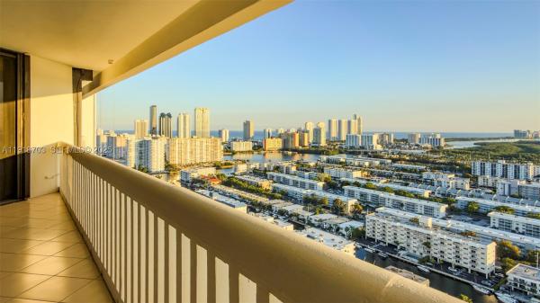 2000 Island Boulevard, 2000 Island Blvd #3004, Aventura, Florida 33160, image 1