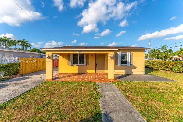 9101 SW 34th St, Miami, Florida 33165, image 1