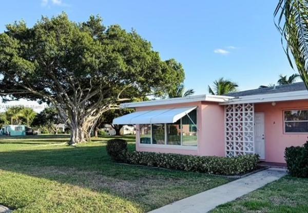 260 South Blvd #A, Boynton Beach, Florida 33435, image 1