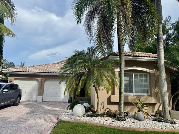 St Croix At Doral Isles, 10772 NW 71st St, Doral, Florida 33178, image 1