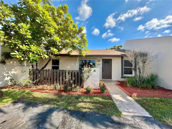 11117 SW 122nd Ct, Miami, Florida 33186, image 1