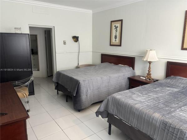 Knights Inn Hallandale, 26 Diplomat Pkwy #2366, Hallandale Beach, Florida 33009, image 1