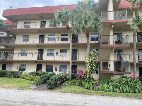 Cypress Chase North, 3361 NW 47th Ter #134, Lauderdale Lakes, Florida 33319, image 1