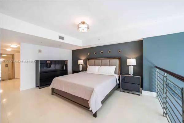 Brickell On The River South Tower, 41 SE 5th St #708, Miami, Florida 33131, image 1