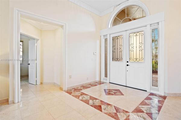 Lakewood, 3058 Lakewood Dr, Weston, Florida 33332, image 2