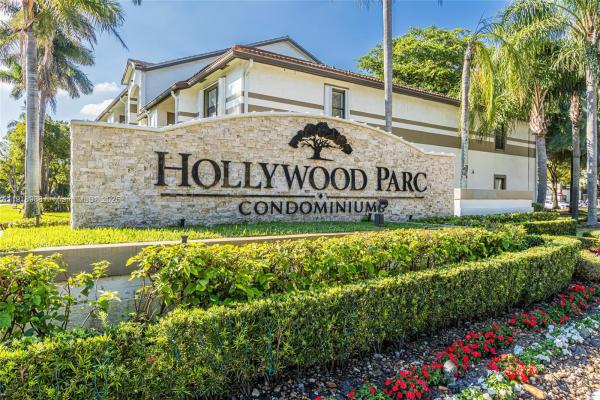 Hollywood Parc, 650 S Park Rd #13-5, Hollywood, Florida 33021, image 1