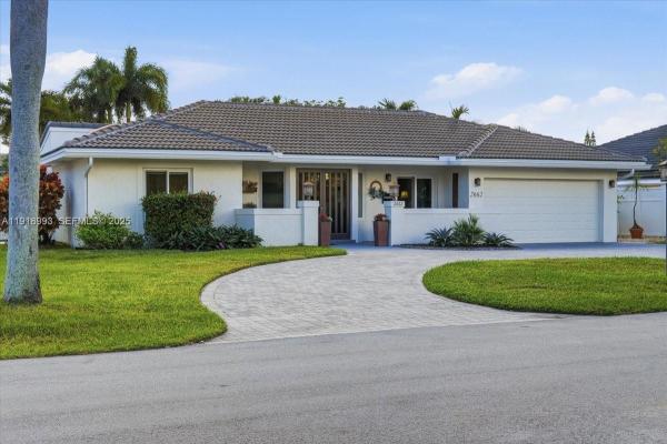 Harbor Village, 2662 NE 3rd St, Pompano Beach, Florida 33062, image 1