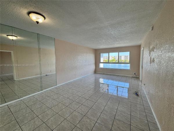 19255 NE 2nd Ave #2218, Miami, Florida 33179, image 1