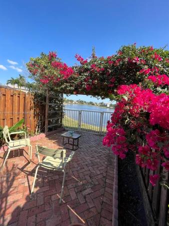 16368 SW 43rd Ter, Unincorporated Dade County, Florida 33185, image 1