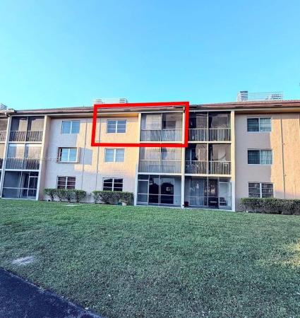 Cascades Of Lauderhill, 7900 NW 50th St #304, Lauderhill, Florida 33351, image 2