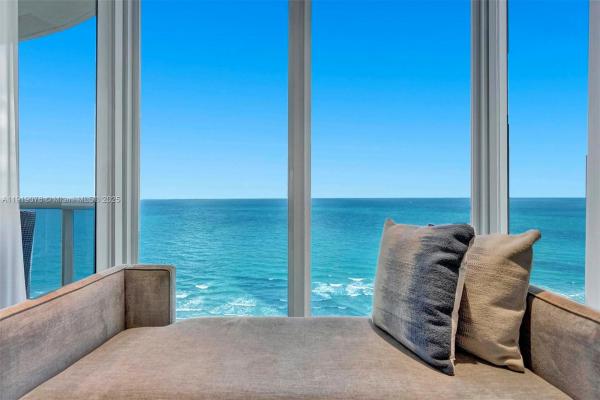 The Pinnacle, 17555 Collins Ave #2107, Sunny Isles Beach, Florida 33160, image 1