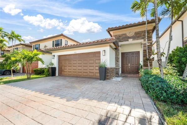 Aragon, 3550 W 86th Ter #3550, Hialeah, Florida 33018, image 1
