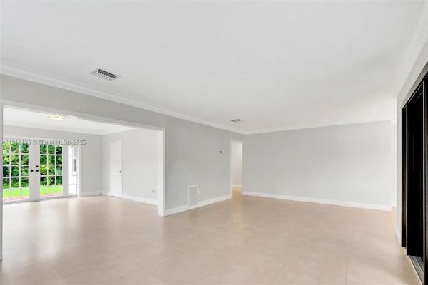 Riviera, 516 Gerona Ave, Coral Gables, Florida 33146, image 2
