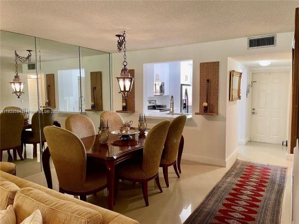 Jacaranda Heights, 8592 W Sunrise Blvd #111, Plantation, Florida 33322, image 2