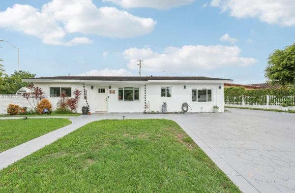 Miller Heights, 5530 SW 96th Ave, Olympia Heights, Florida 33165, image 2