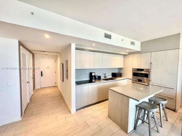 4010 S Ocean Dr #R2904, Hallandale Beach, Florida 33019, image 1