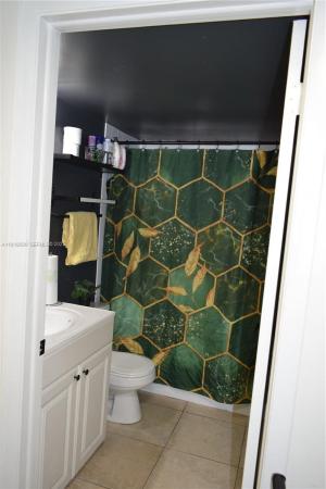 Saga Bay Gardens, 8240 SW 210th St #220, Cutler Bay, Florida 33189, image 2