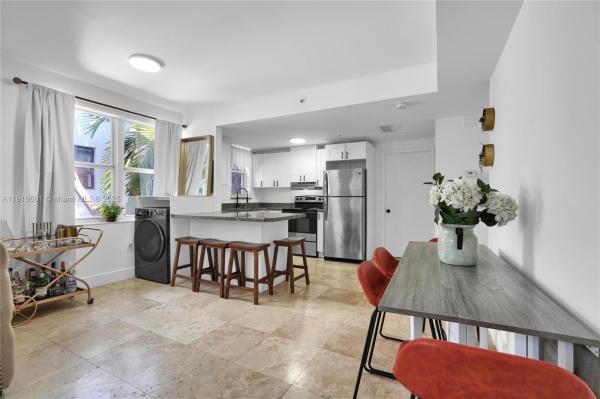 Ohio, 1550 Drexel Ave #208, Miami Beach, Florida 33139, image 3